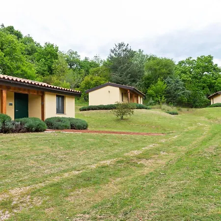 Captivating In With Swimming Pool * San Ginesio
